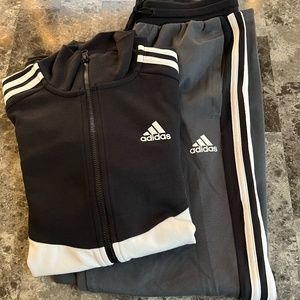 ADIDAS TRACK SUIT